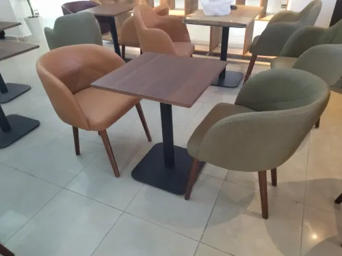 Tables et Chaises Capitonnées Restaurant / Cafétéria En HÊTRE