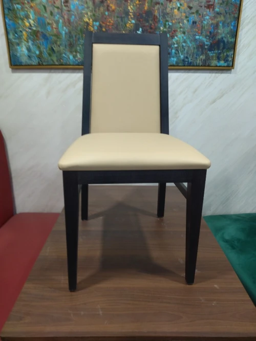 Chaise Bistrot Restaurant / Caféteria en HÊTRE