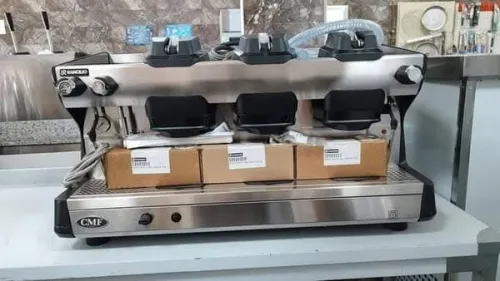 EQUIPMENT DE CAFETERIA