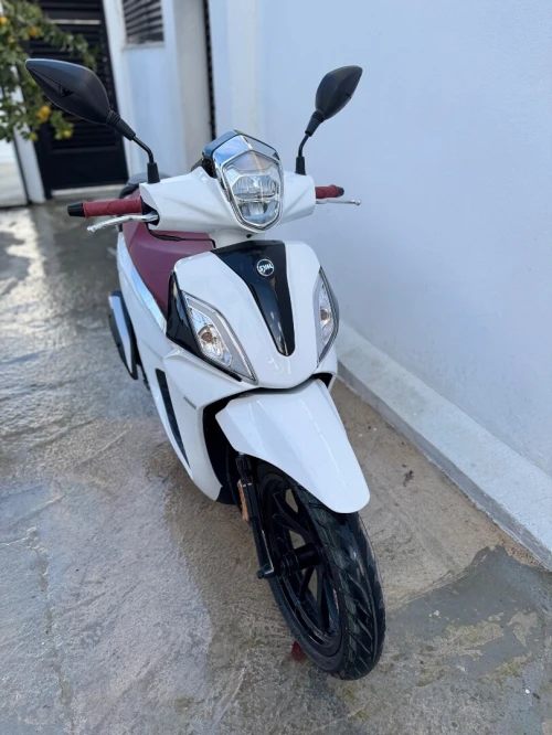 SYM Symphonie ST200 2025