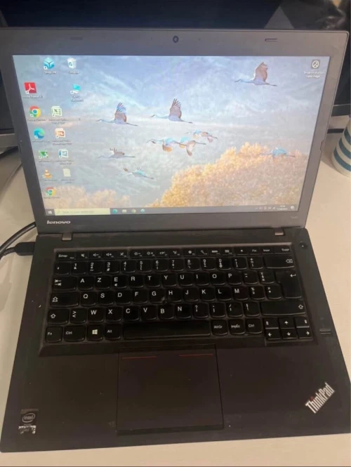 Lenovo Thinkpad T440 Avec un logieciel gestion de stock installe
