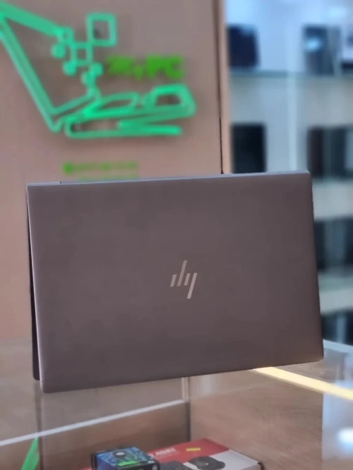 HP ZBOOK I7 8EME 16G 256SSD DOUBLE CARTE GRAPHIQUE 15.6 FHD