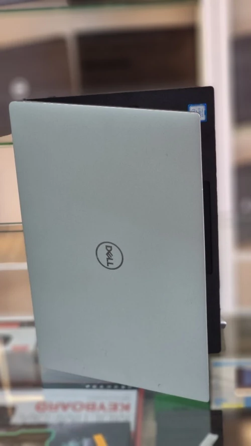 DELL XPS I7 8EME 8G-256 13.3" FHD IPS