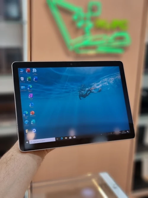 Pc tablet Surface Go M3-8eme gén / 8g-128 / clavier détachable 