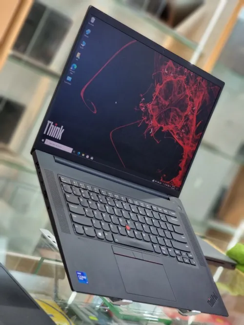 THINKPAD P1 I7 11850H 16G/512 16" 4K QUADRO T1200 4GB DDR6