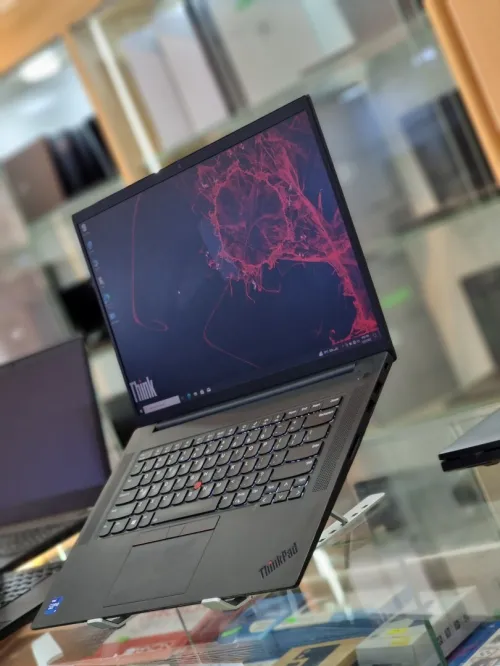 THINKPAD P1 I7 11850H 16G/512 16" 4K QUADRO T1200 4GB DDR6
