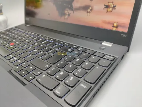 THINKPAD T590 I7 8eme 16GB 256GB SSD 15.6" FHD IPS  