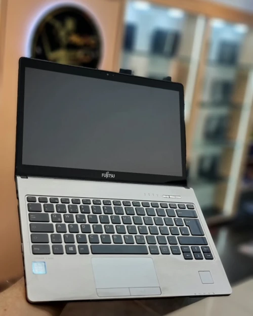 FUJITSU S936 I5 6EME 8G 256 SSD 13.3"FHD TACTILE