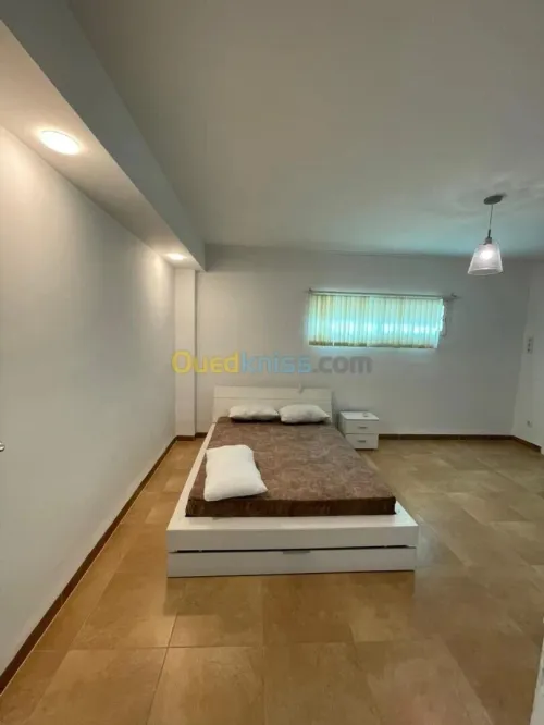 Location Appartement F2 Alger Hydra