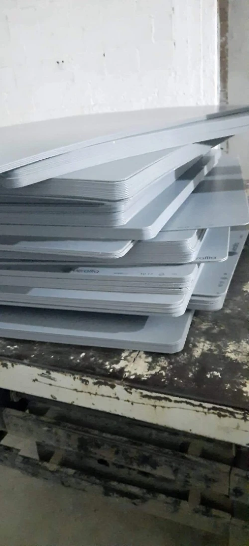 Les  intercalaire en plastique Les feuilles plastiques 