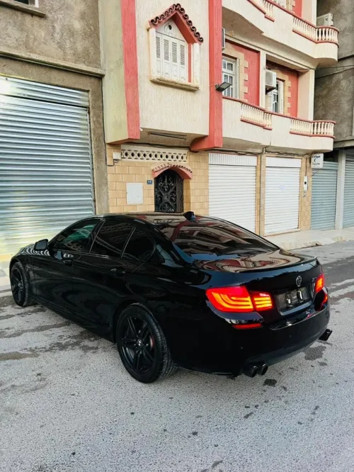 BMW Série 5 2010 Pack M