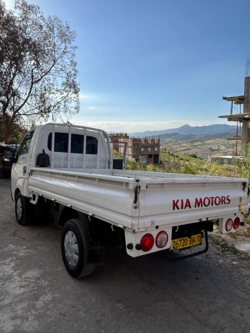 Kia K2700 2014