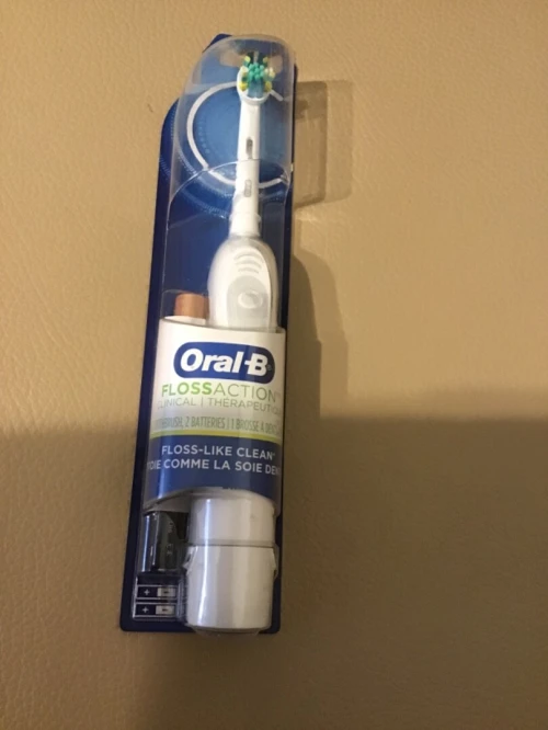 Brosse à dents électrique marque oral B prix 3500 DA