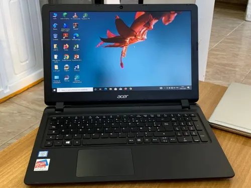 ACER EXTENSA 2540 / INTEL I3 6EME / 8G / 128 SSD / 15.6 ETAT NEUF