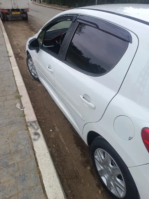 Peugeot 207 2012 207