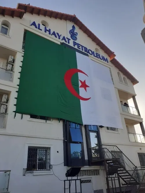 Les drapeaux nationaux