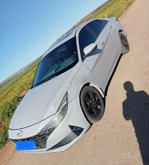 Hyundai Elantra 2021 