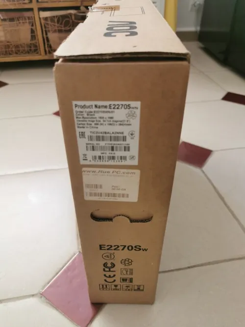 Ecran monitor AOC 