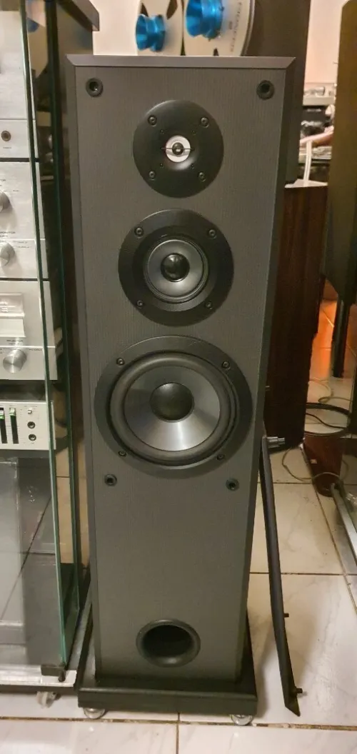 chaine hifi AKAI avec bluetooth
