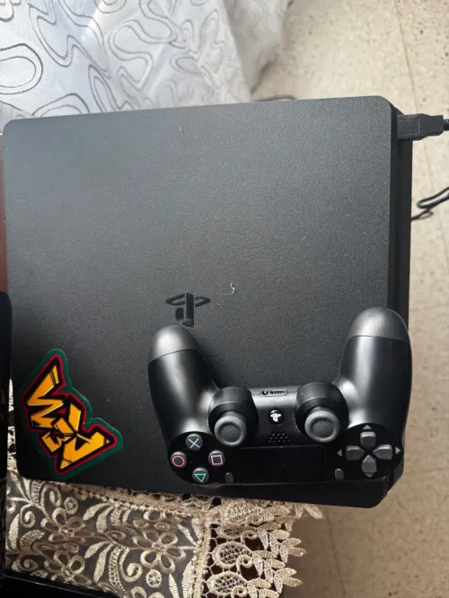 PS4 slim version 13.02