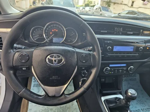 Toyota Corolla 2014 high grade