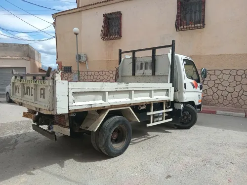 Hyundai HD65 2001