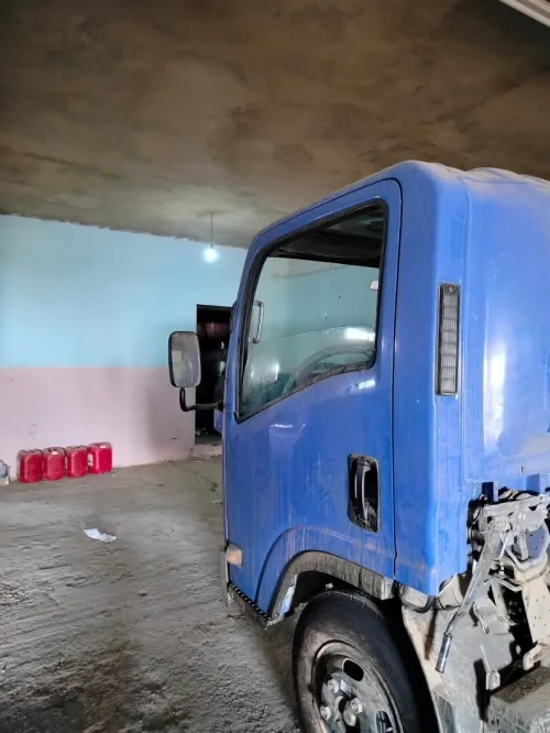 Isuzu Npr 2013