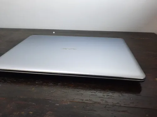 Asus VivoBook 15 (prix fix non-negociable)