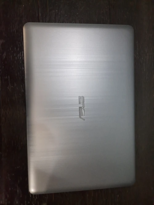 Asus VivoBook 15 (prix fix non-negociable)