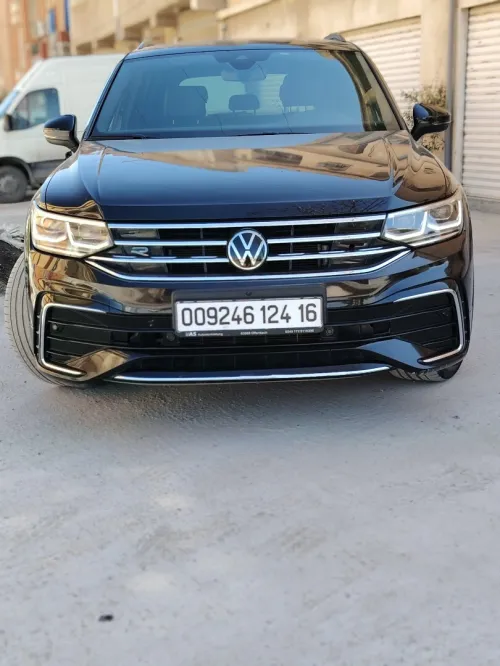 Volkswagen Tiguan 2024 R lien