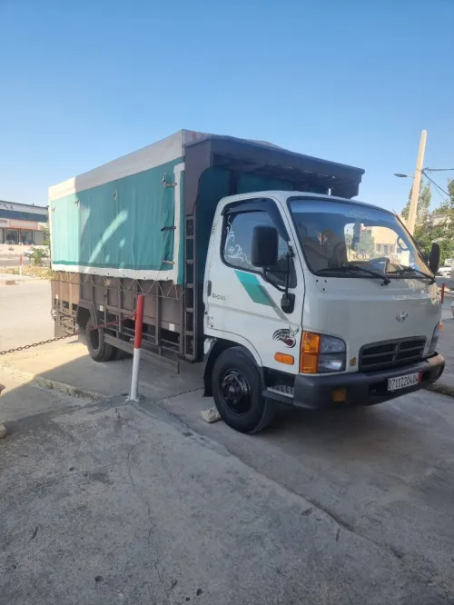 Hyundai Hd65 2004