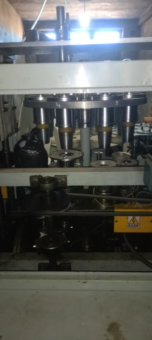 Machine à fabrication de Goblet