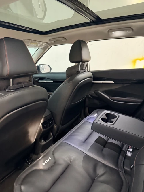 Kia Seltos 2025 Premium + package