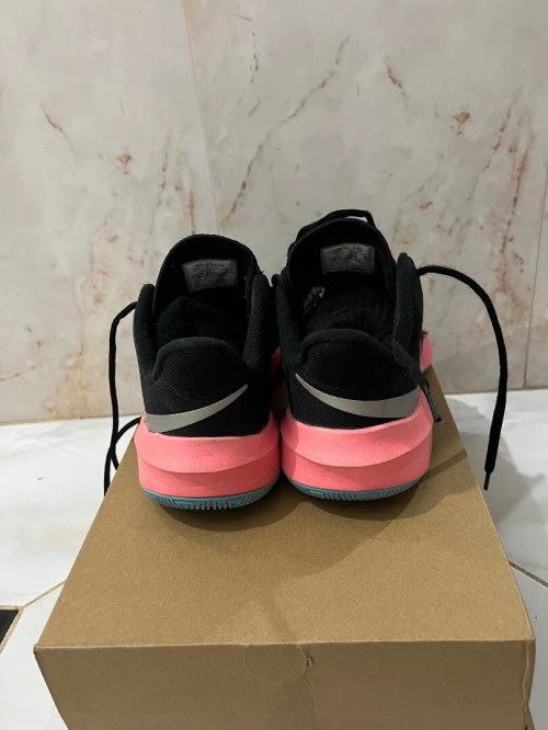 Nike sport shoes