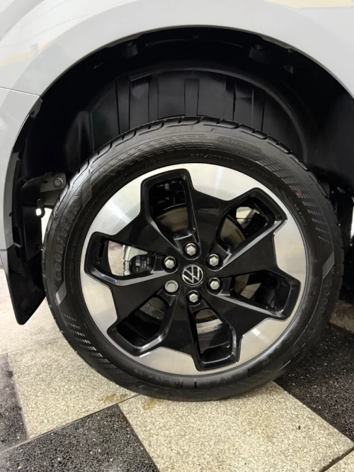 Volkswagen Caravelle Multivan 2026 T8