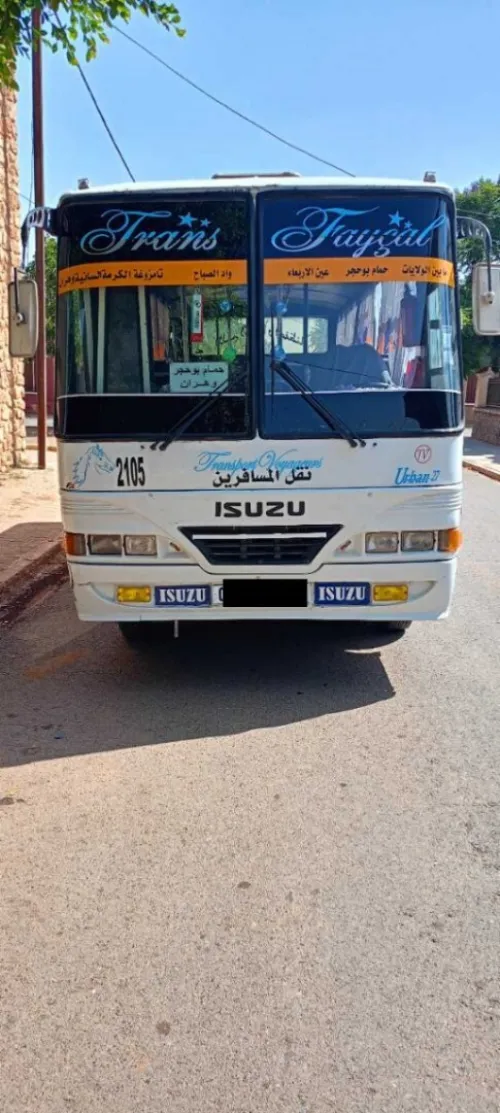 isuzi transport voyageurs 2002