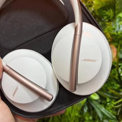 CASQUE BOSE HEADPHONES 700