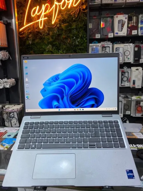 DELLL PRECISION 3571 I7 12700H 8GB 256GB SSD 15.6 FHD NVIDIA QUADRO T600 4GB