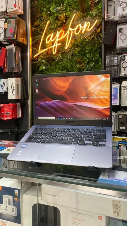ASUS P1400U I3 6th 4GB 500GB HDD 13.3 FHD