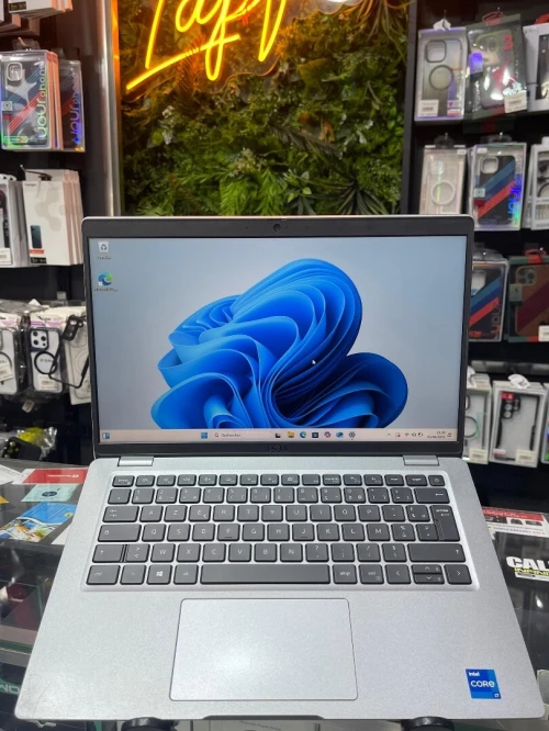 DELL LATITUDE 5420 I5 11th 16GB 512GB SSD 14 FHD