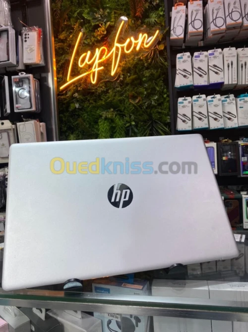 HP PAVILION 17 RYZEN 7 5700U 16GB 512GB SSD 17.3 FHD