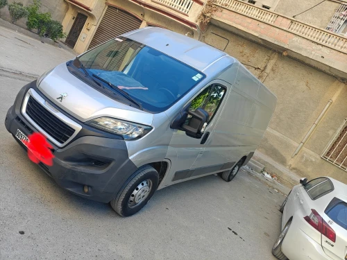 بيجو Boxer 2014