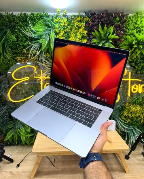 MacBook pro 2017