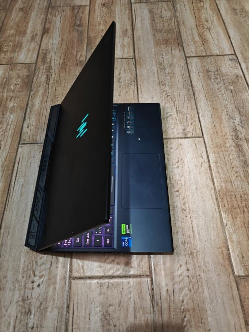 Acer Predator Helios Neo 16 i9-14th / RTX 4070/ 32G RAM DDR5