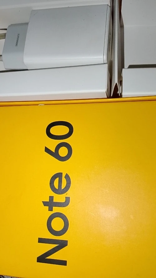 Realme Note 60