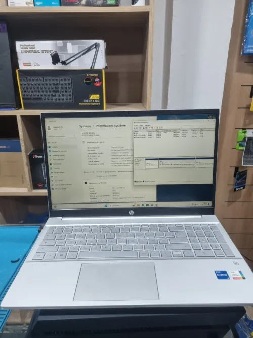 Hp Pavilion 15 i5 1235-16 Go - 512 SSD intel iris Xe Graphics