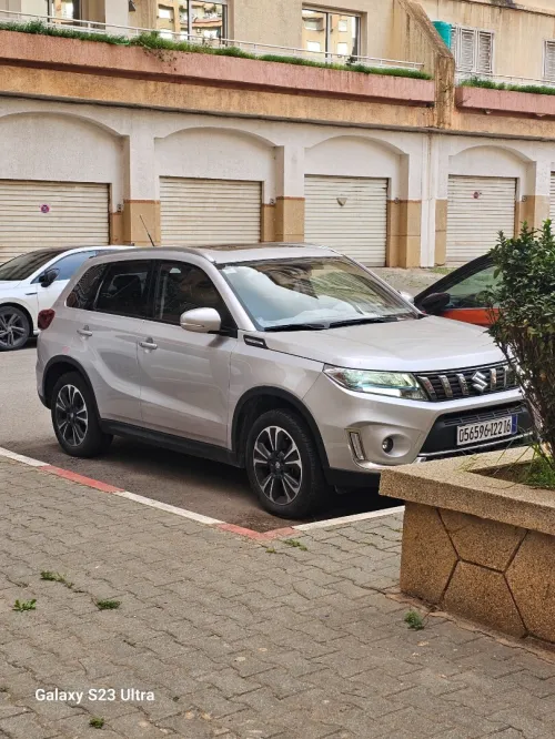Suzuki VITARA Suzuki voiture familiale 2022 La toutes  boîte manuelle ...