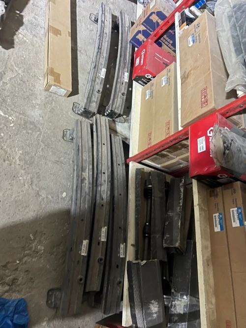 Lots de pieces Asiatique listing par whatsapp