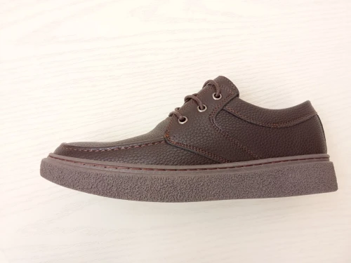 Chaussure en cuir naturel