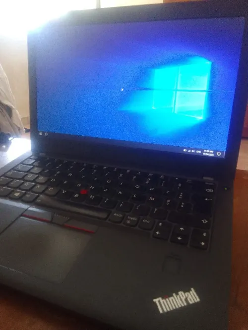 Lenovo ThinkPad X270